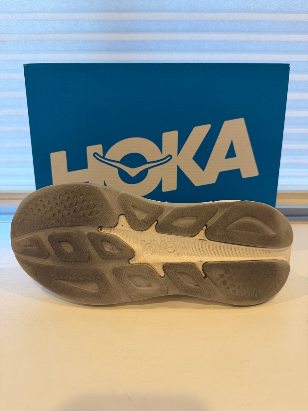 Hoka One One Rincon 4 Black and White Running Shoes Women’s 10.5 - Picture 8 of 12